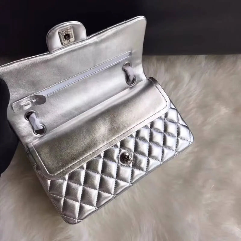 Silver Medium Size Lambskin Leather Flap Bag I17733