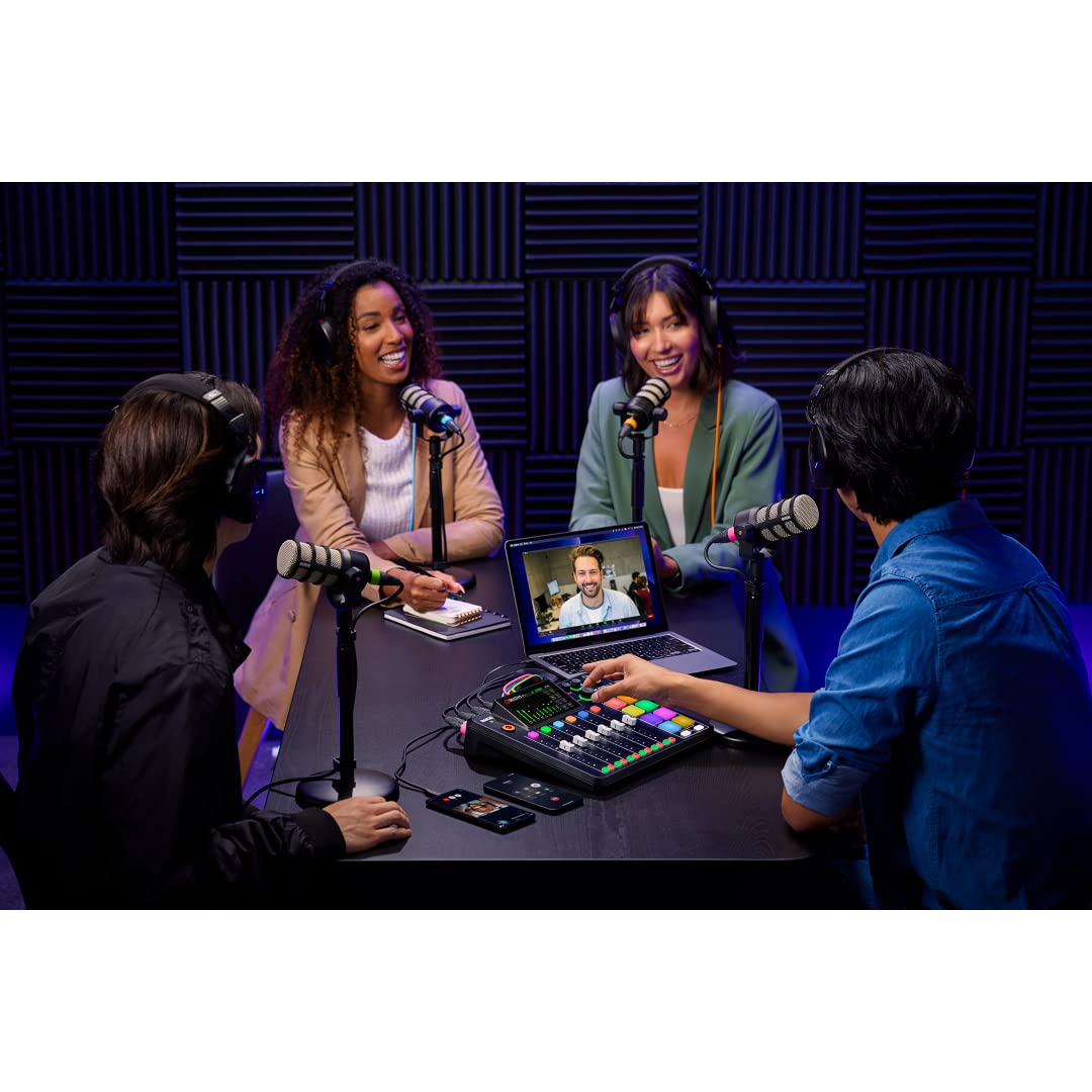 4-Person Podcast Bundle with 4 Mics M8495