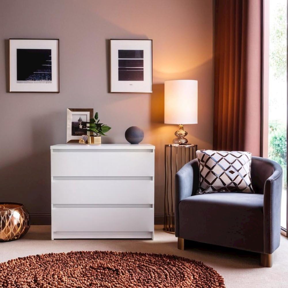 White 3 Drawer Dresser E4100