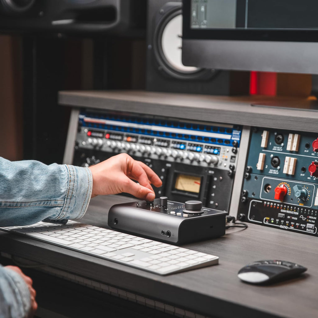 Black USB-C Audio Interface with 2 Microphone Preamps J596