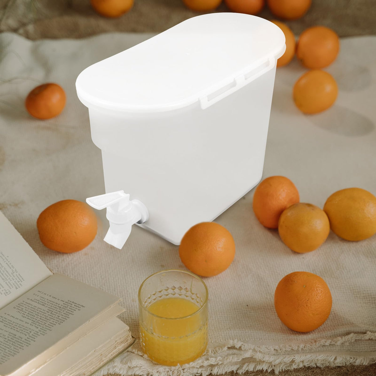 Cold Water Pitcher with Faucet A905