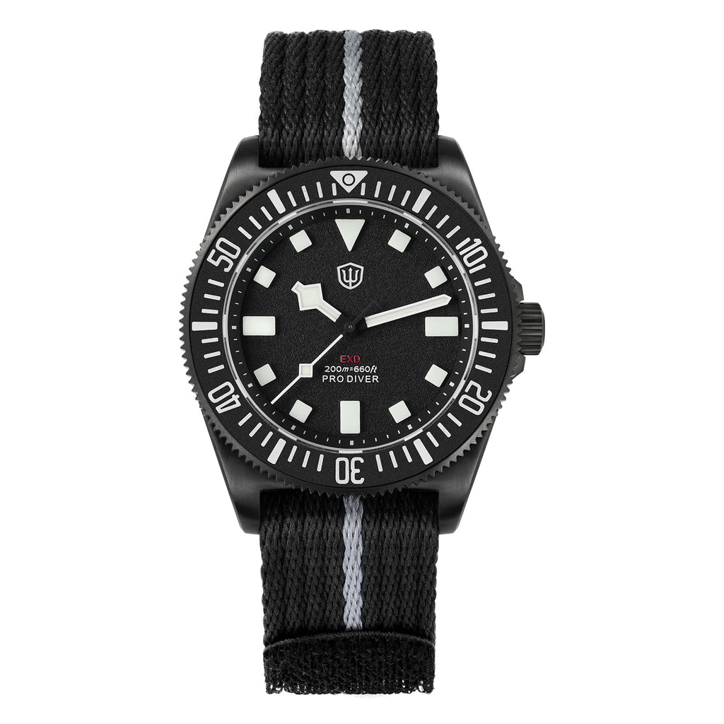 40mm Titanium Dive Watch V426