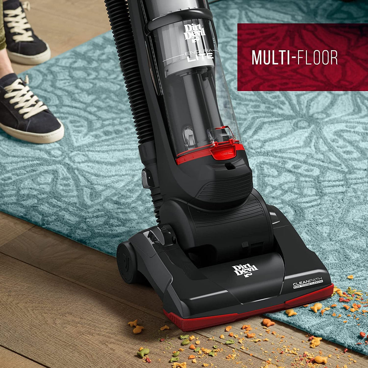 Upright Bagless Vacuum Cleaner S684