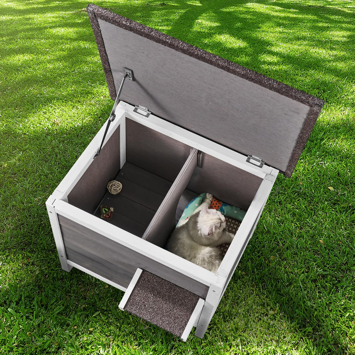 Weatherproof Wooden Outdoor Cat House A31996