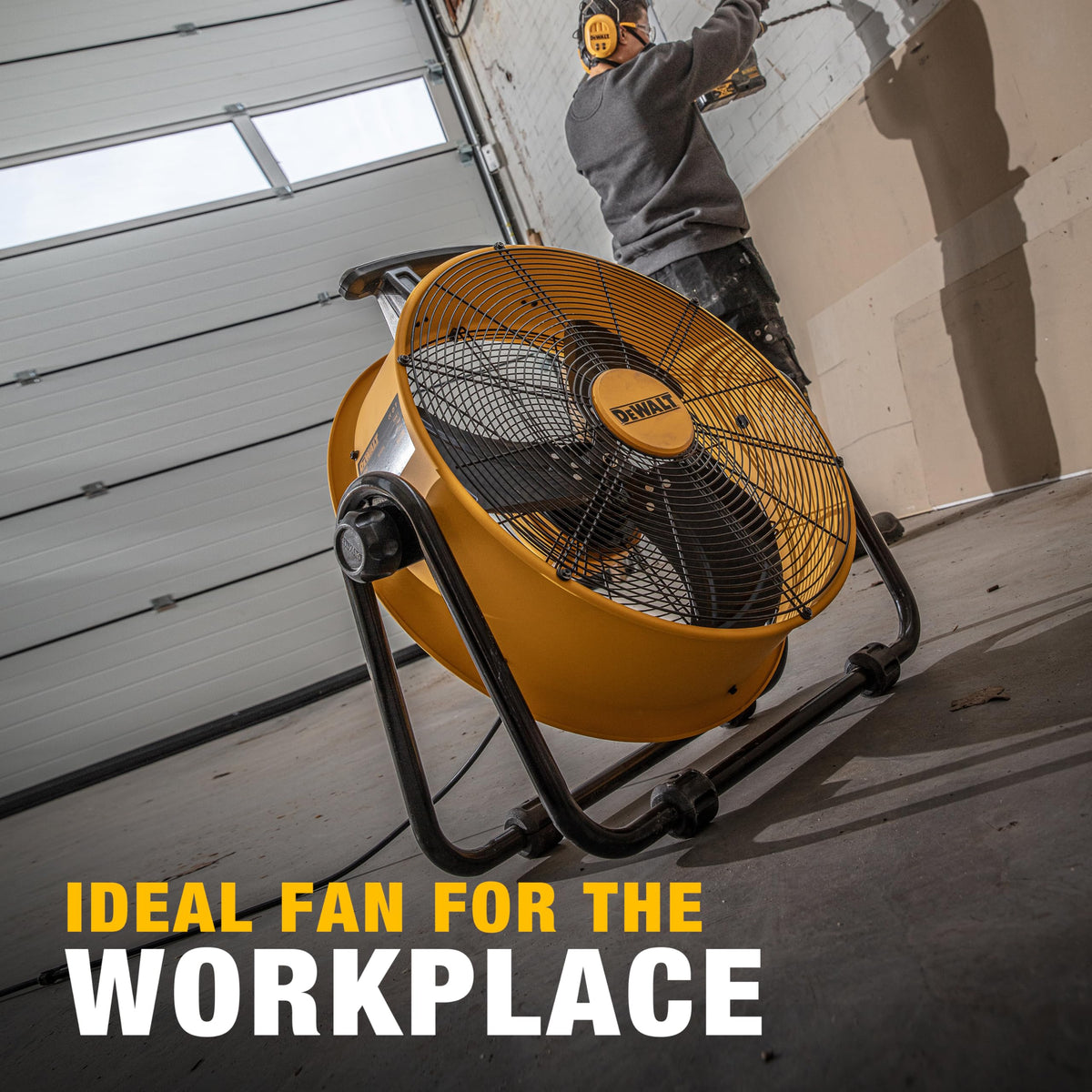20 Inch Adjustable Tilting Drum Fan Q79903